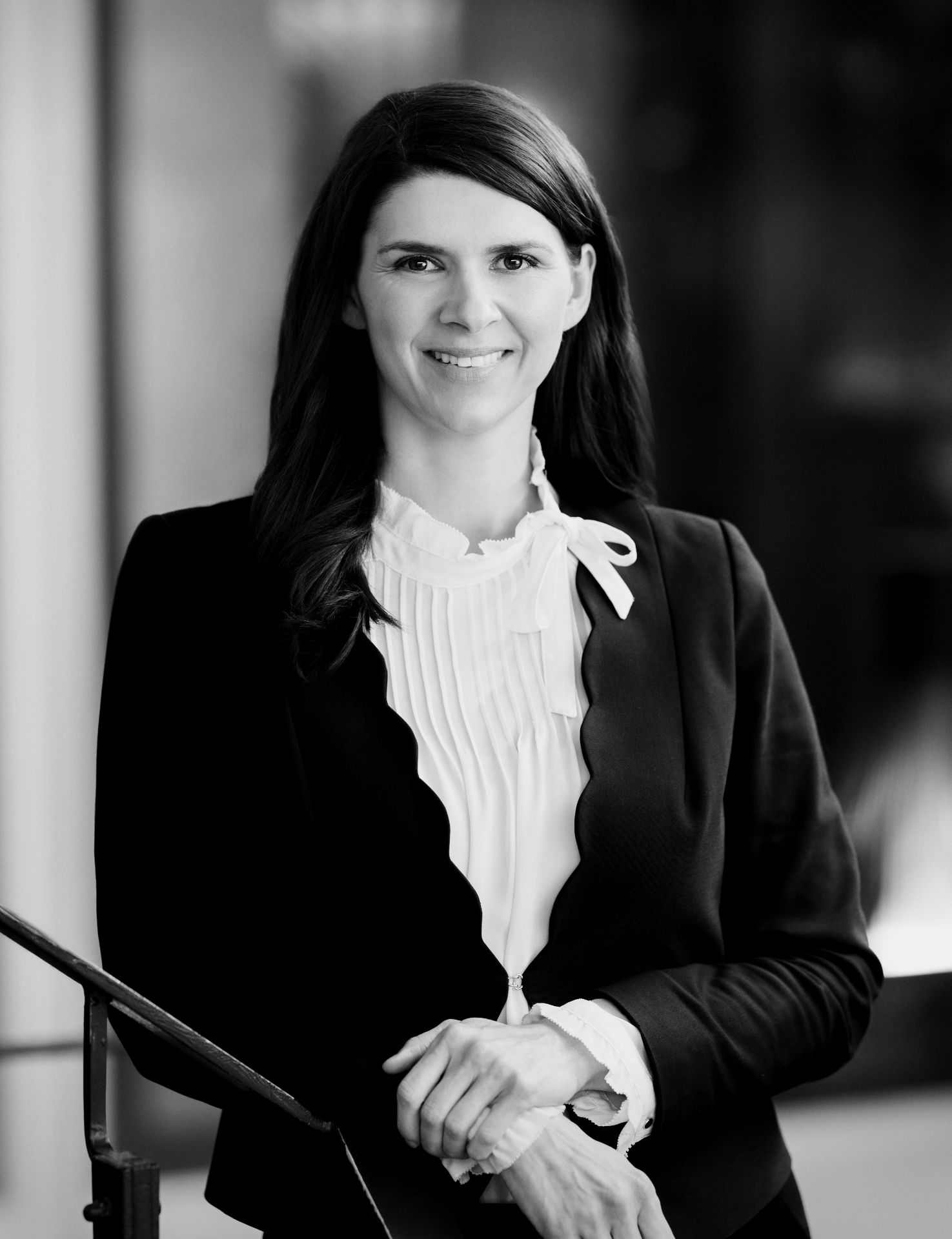 Black-and-white portrait of Dr. Anja Konhäuser.
